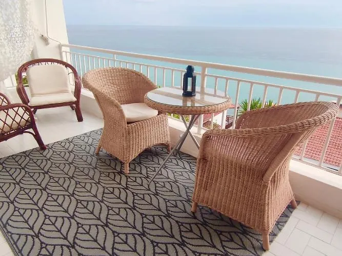 Cozy Seaview