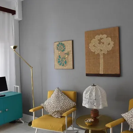 Cozy Seaview Siviri
