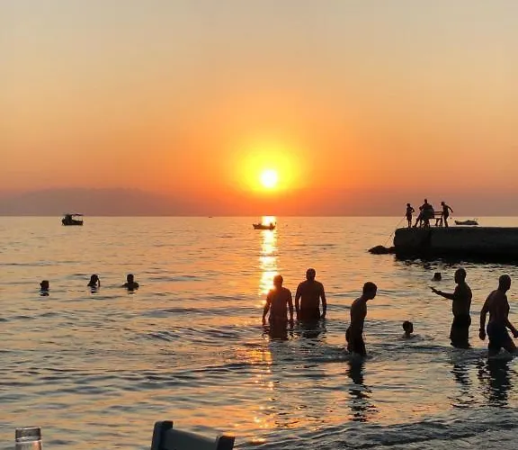 Cozy Seaview Daire Siviri