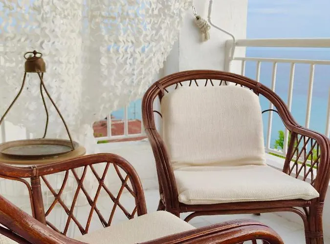 Cozy Seaview 公寓 *